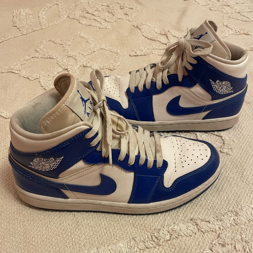 Storm Blue Air Jordan 1 Woman size 9